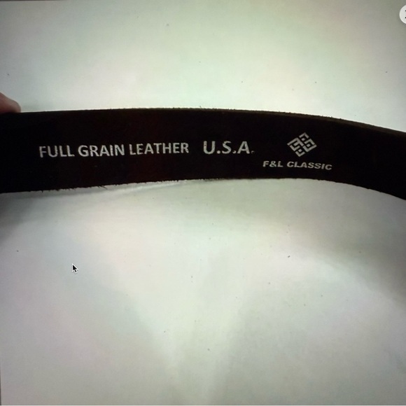 F & L Classic Full Grain embossed brown Leather Belt silver buckle size 30 in - Picture 4 of 9